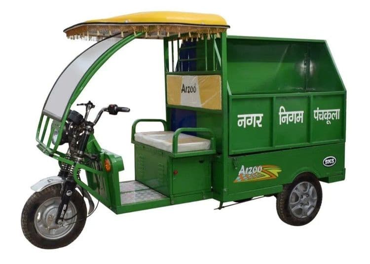 Arzoo Garbage Van